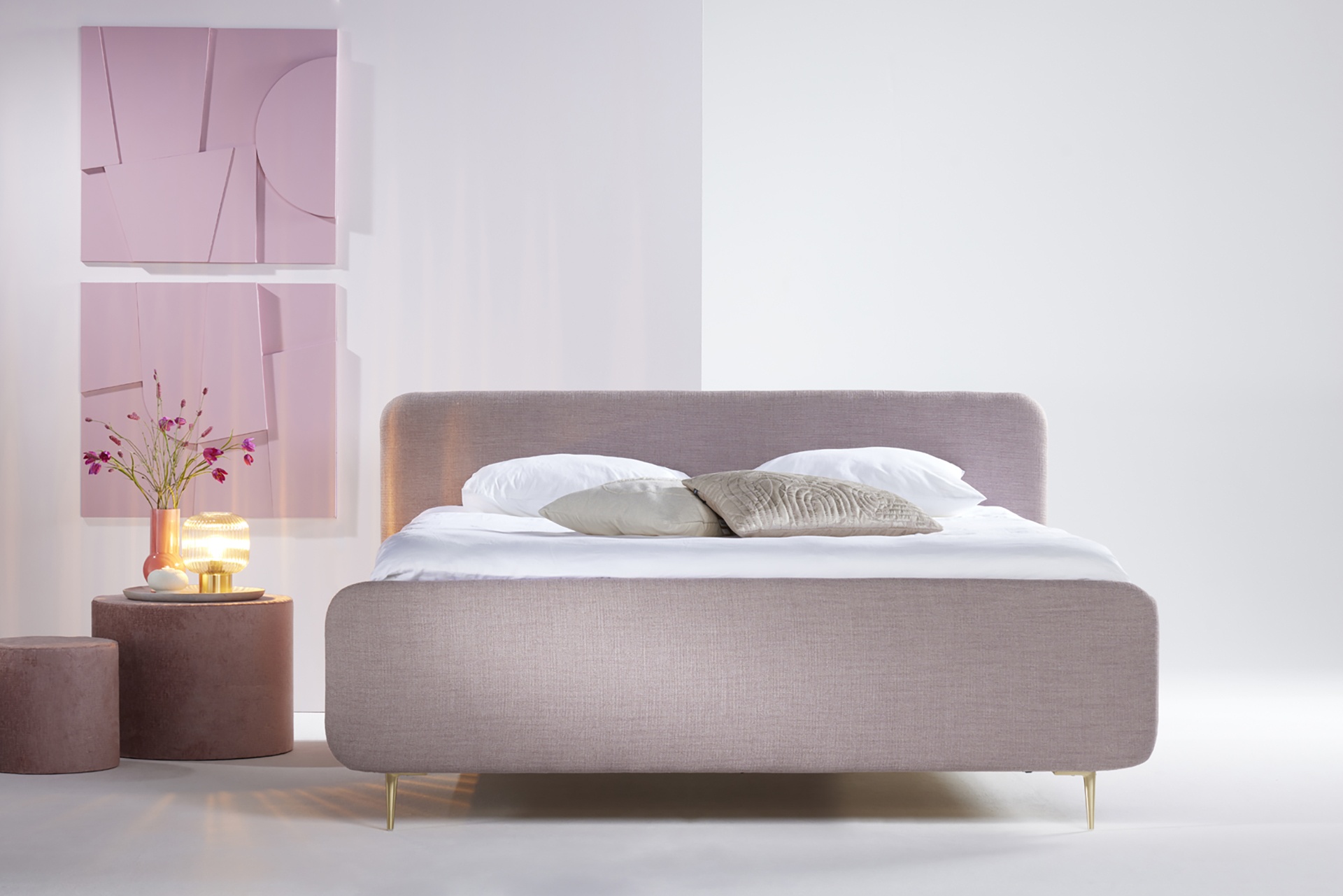 Eastborn boxspring Globe